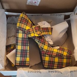BAMBOO  Crane-Yellow and Black Plaid Platform Mary Jane Heels